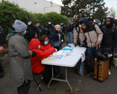 Le Plus Grand Squat de France au Sud de Paris