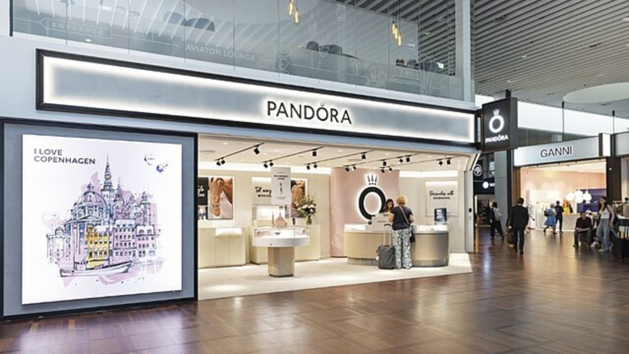 Pandora fait de nouveau sensation lors de la fashion week